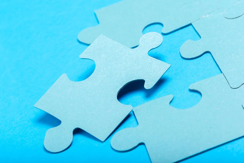 Illustration showing the challenges and benefits of manual testing and automation testing processes